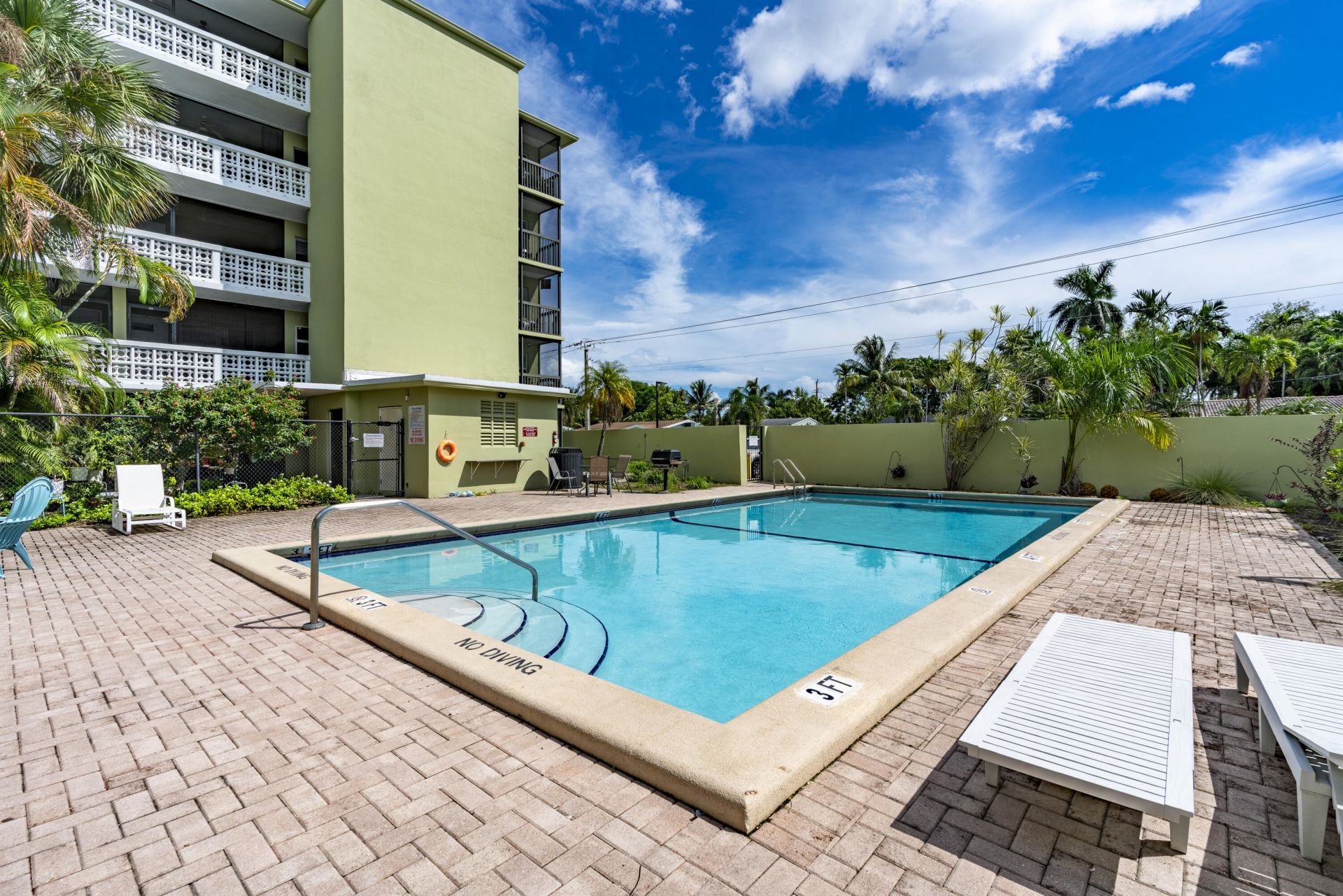1425 Arthur Street, Unit 111B, Hollywood, FL 33020 Photo