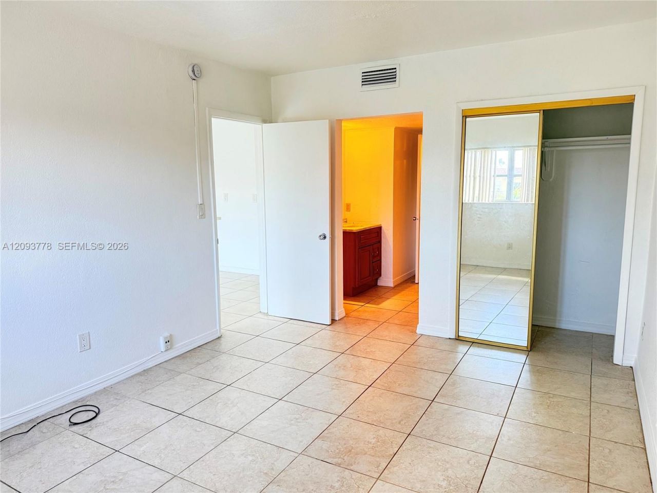 7505 SW 82nd St , Unit 305, Miami, FL 33143 Photo