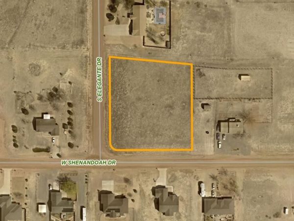 1089 W Shenandoah Dr, Pueblo West, CO 81007
