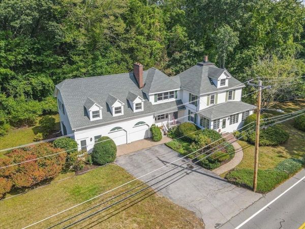 103 Westford St, Chelmsford, MA 01824