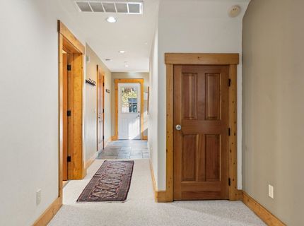 8720 Rainbow Avenue, Kings Beach, CA 96143 Photo