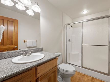 8720 Rainbow Avenue, Kings Beach, CA 96143 Photo