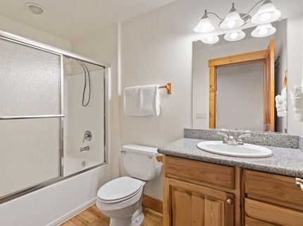 8720 Rainbow Avenue, Kings Beach, CA 96143 Photo