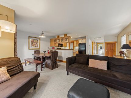 8720 Rainbow Avenue, Kings Beach, CA 96143 Photo