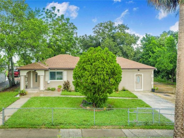 6 E MAGNOLIA STREET , DAVENPORT, FL 33837