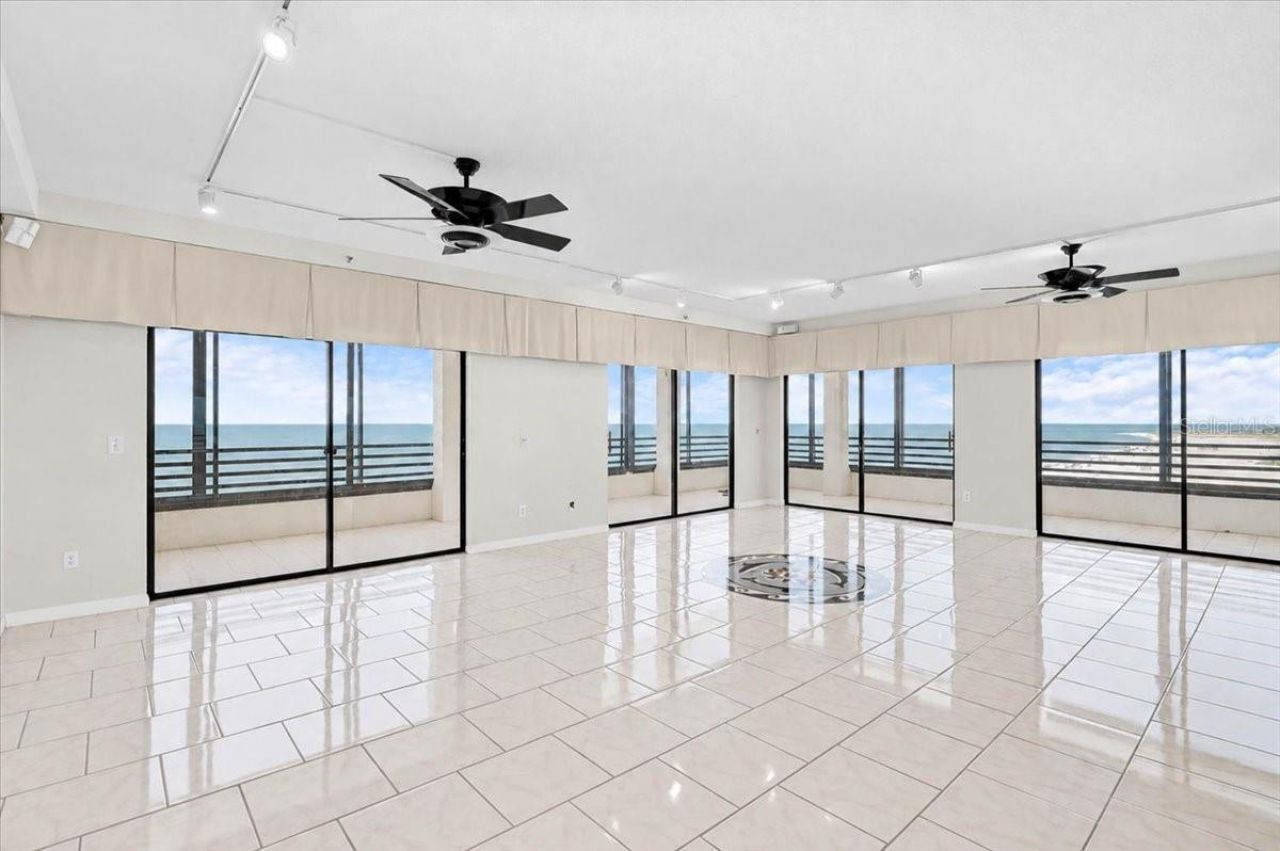 1100 Benjamin Franklin Drive, Unit 802, Sarasota, FL 34236 Photo