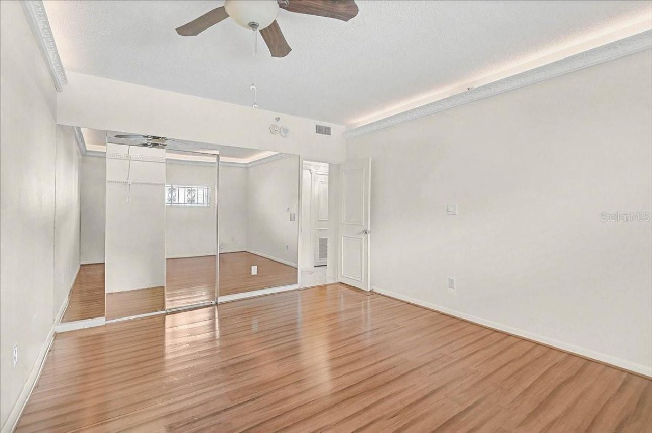 1100 Benjamin Franklin Drive, Unit 802, Sarasota, FL 34236 Photo