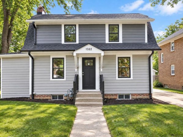 1322 Garrison Avenue, ROCKFORD, IL 61103