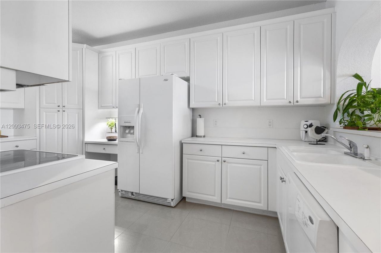 10770 NW 66th St, Unit 404, Doral, FL 33178 Photo