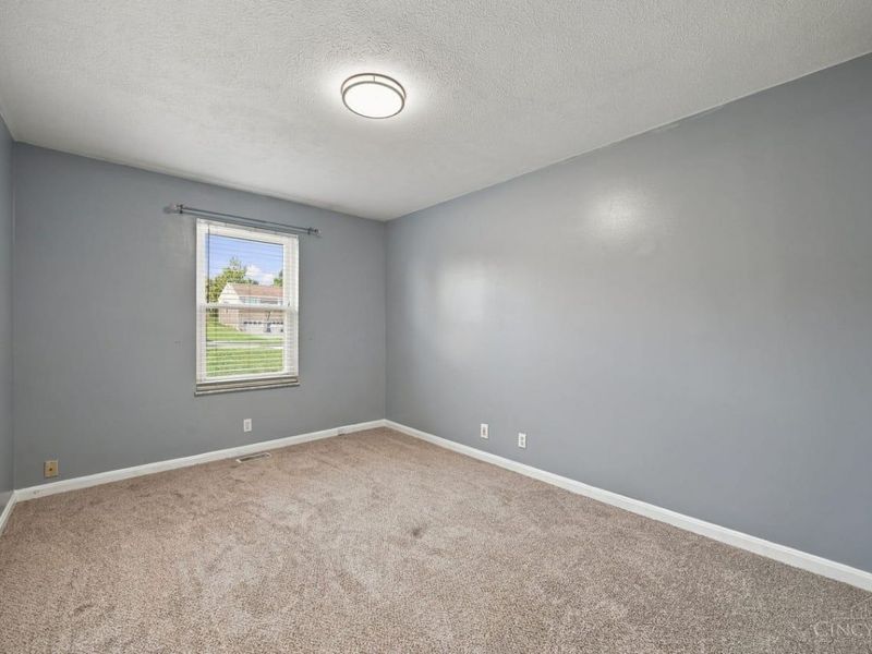 6831 Perinwood Drive, Green Township, OH 45248 Photo 29