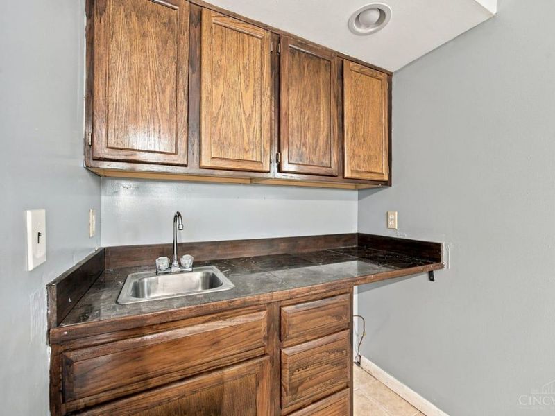 6831 Perinwood Drive, Green Township, OH 45248 Photo 35