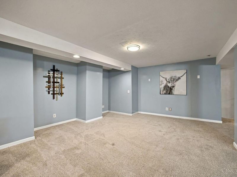 6831 Perinwood Drive, Green Township, OH 45248 Photo 40