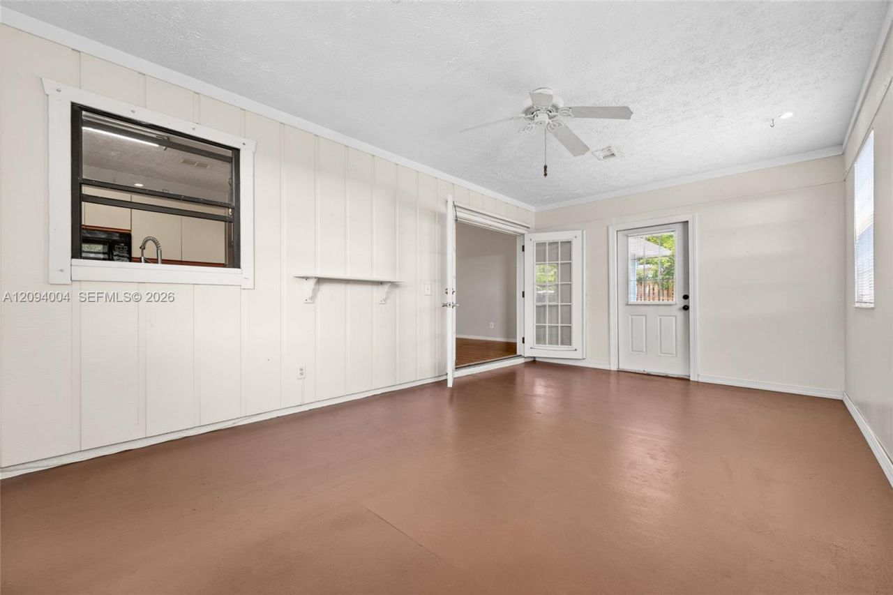 2044 NE 24th St, Jensen Beach, FL 34957 Photo