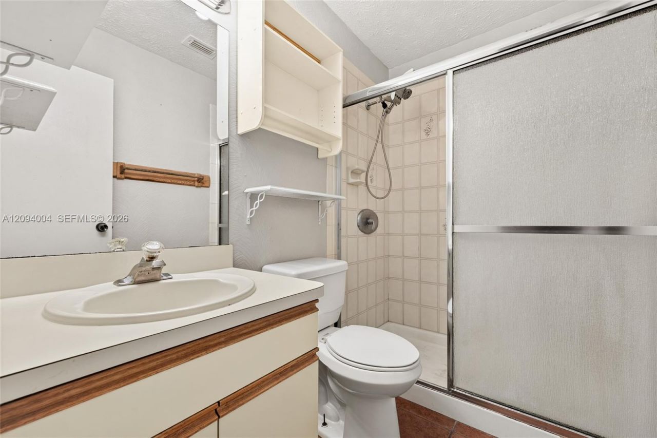 2044 NE 24th St, Jensen Beach, FL 34957 Photo