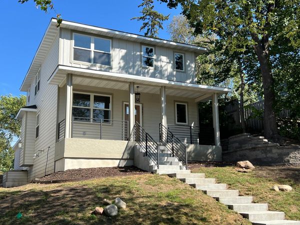 1941 Rome Avenue , Saint Paul, MN 55116