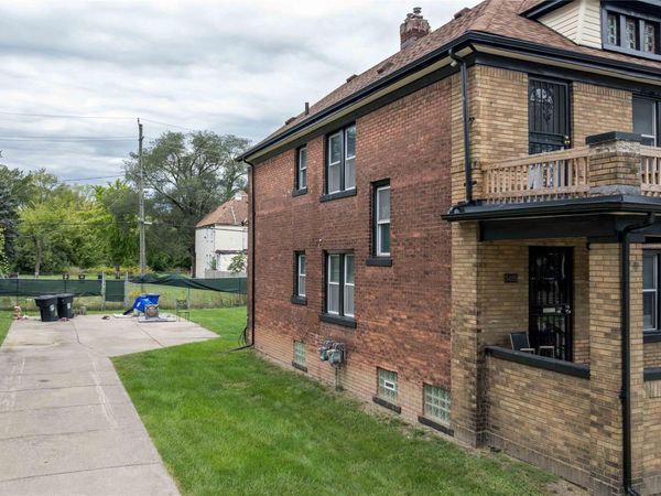 3481 Parker Street, Detroit, Mi 48214