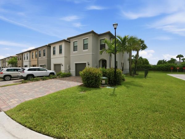 8672 ESCUE Street, Lake Worth, FL 33467