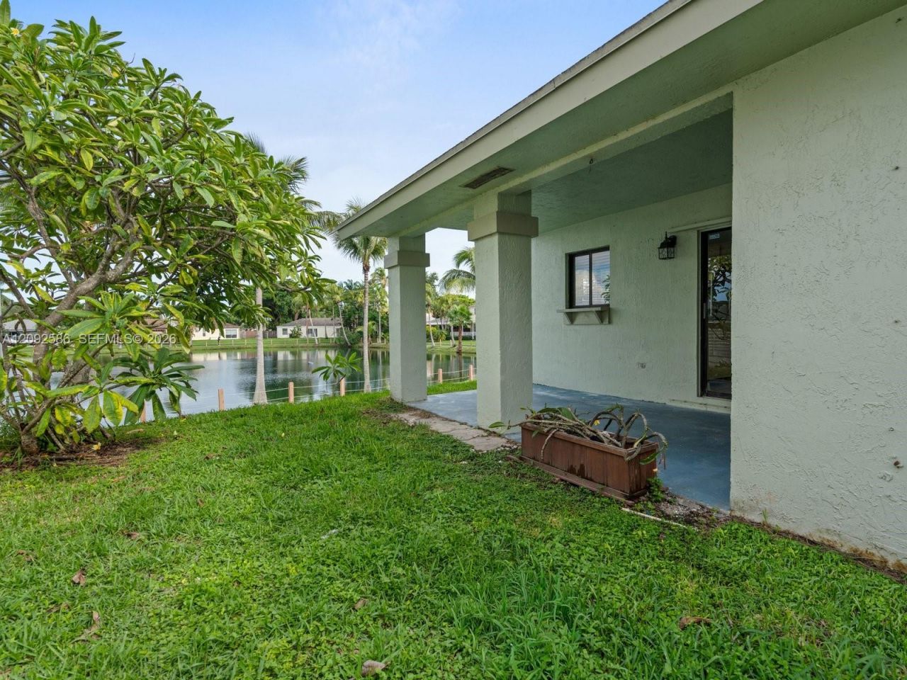 22101 SW 100th Pl, Cutler Bay, FL 33190 Photo