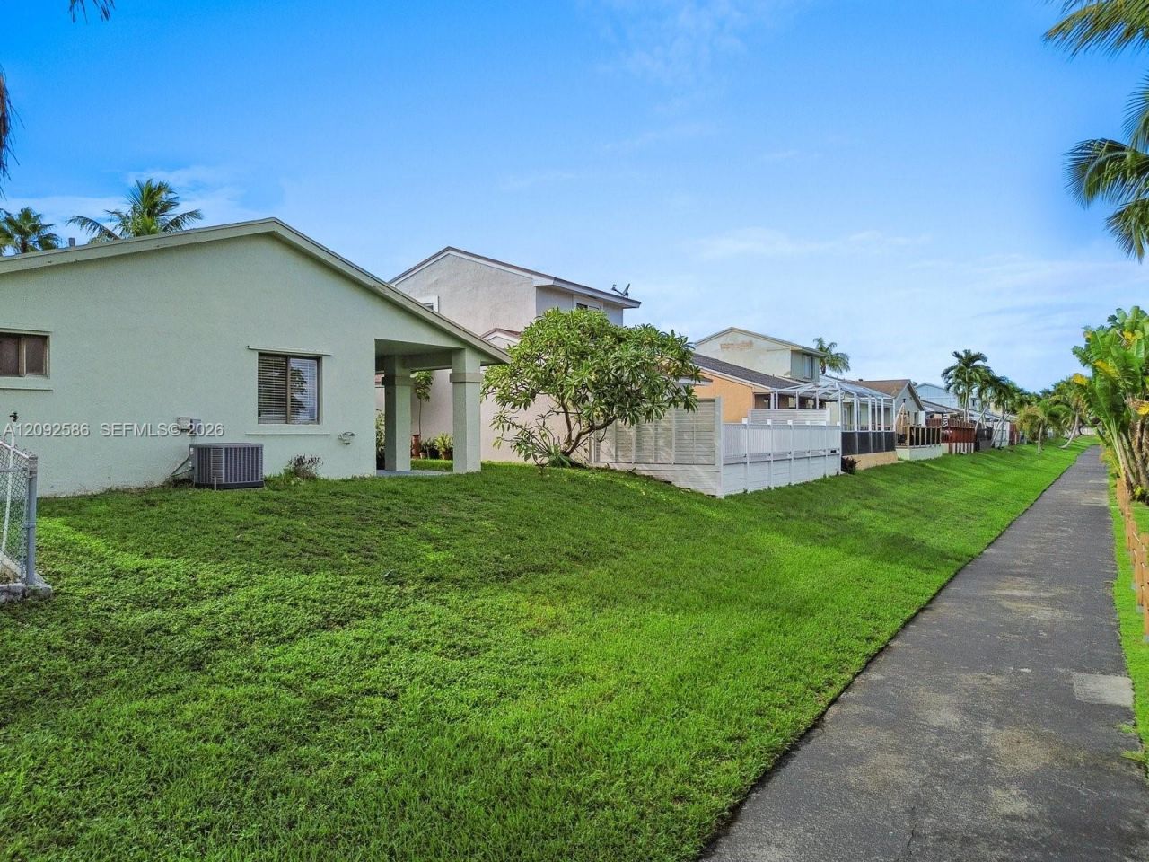 22101 SW 100th Pl, Cutler Bay, FL 33190 Photo