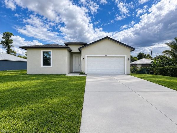 3010 Harvard CIR NE, LABELLE, FL 33935