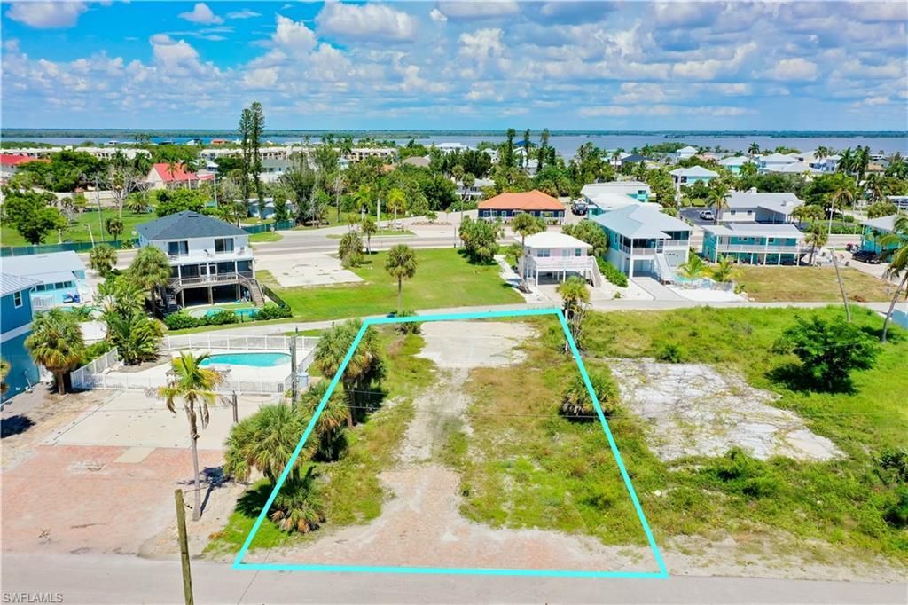 6053/6055 Gulf Rd, Fort Myers Beach, FL 33931 Photo