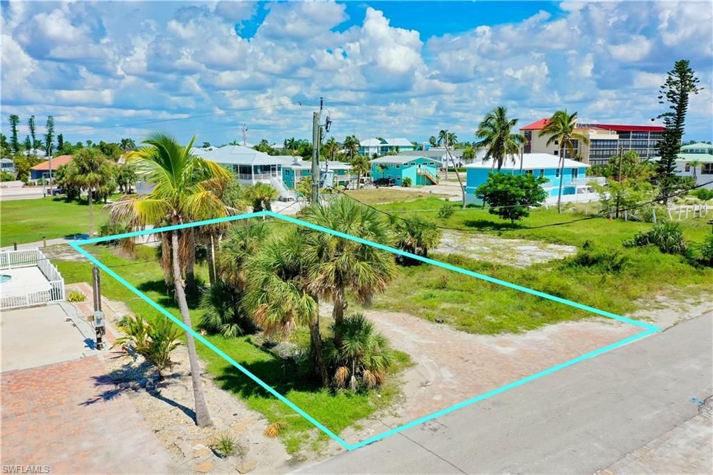 6053/6055 Gulf Rd, Fort Myers Beach, FL 33931 Photo
