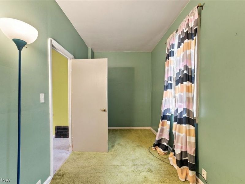 3622 Newark Avenue, Cleveland, OH 44109 Photo 14