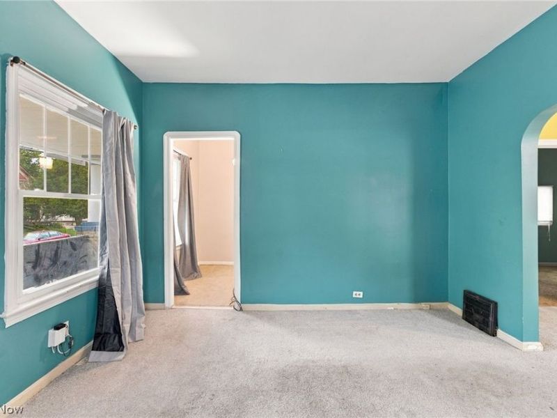 3622 Newark Avenue, Cleveland, OH 44109 Photo 2