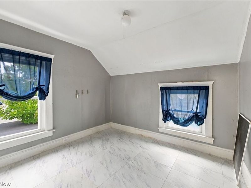 3622 Newark Avenue, Cleveland, OH 44109 Photo 21
