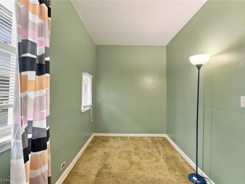 3622 Newark Avenue, Cleveland, OH 44109 Photo 23