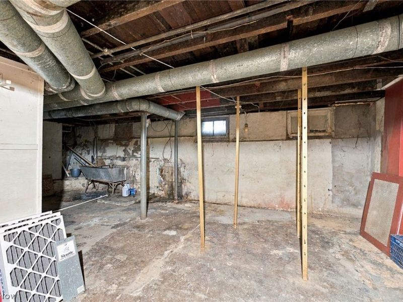 3622 Newark Avenue, Cleveland, OH 44109 Photo 30