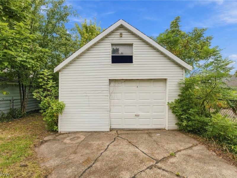 3622 Newark Avenue, Cleveland, OH 44109 Photo 33