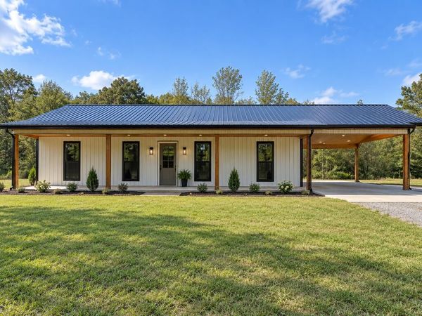 113 Bull Horn Drive, Como, MS 38619