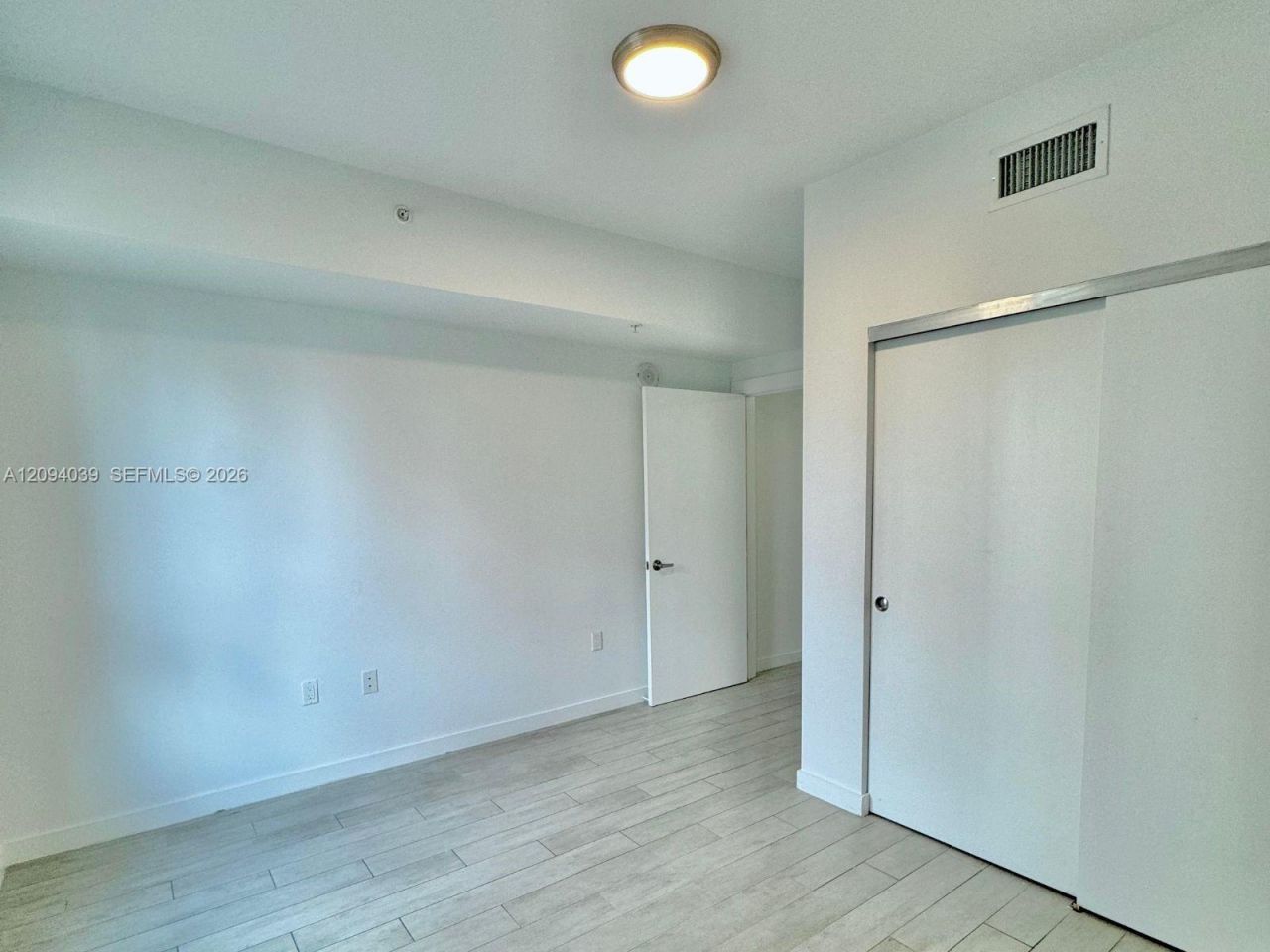 321 NE 26th St , Unit 519, Miami, FL 33137 Photo