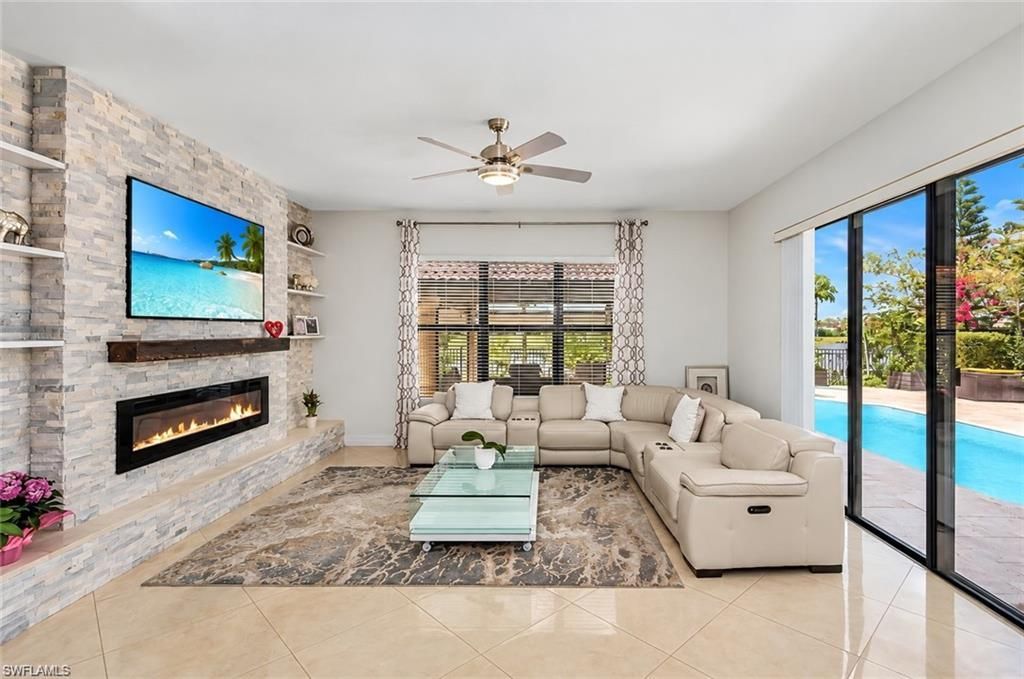 2759 Cinnamon Bay Cir, Naples, FL 34119 Photo