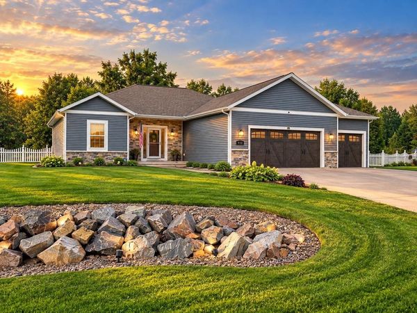 910 TORREY PINES WAY, Plover, WI 54467