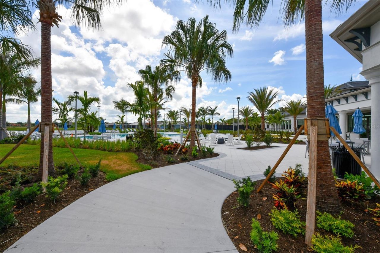 8674 Rain Song Road, Unit 310, Sarasota, FL 34238 Photo