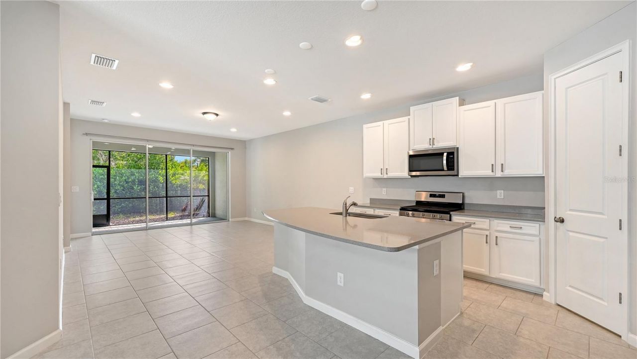 8674 Rain Song Road, Unit 310, Sarasota, FL 34238 Photo