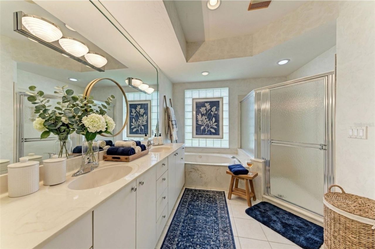 5489 Downham Meadows, Sarasota, FL 34235 Photo