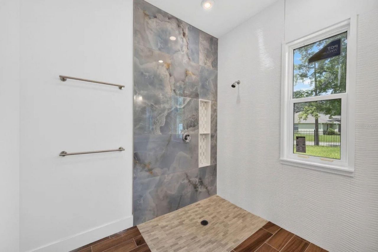 8003 Chaney Lane, Tampa, FL 33617 Photo