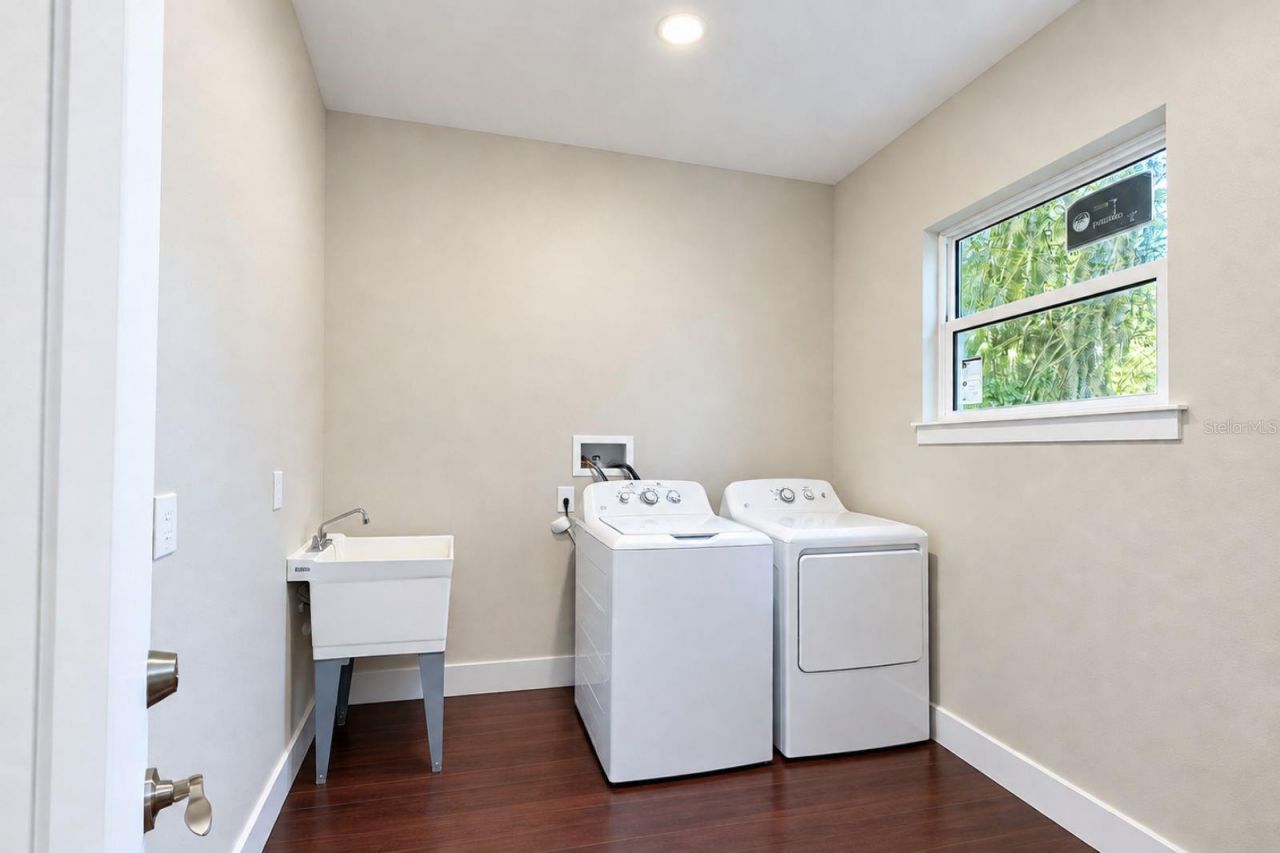 8003 Chaney Lane, Tampa, FL 33617 Photo