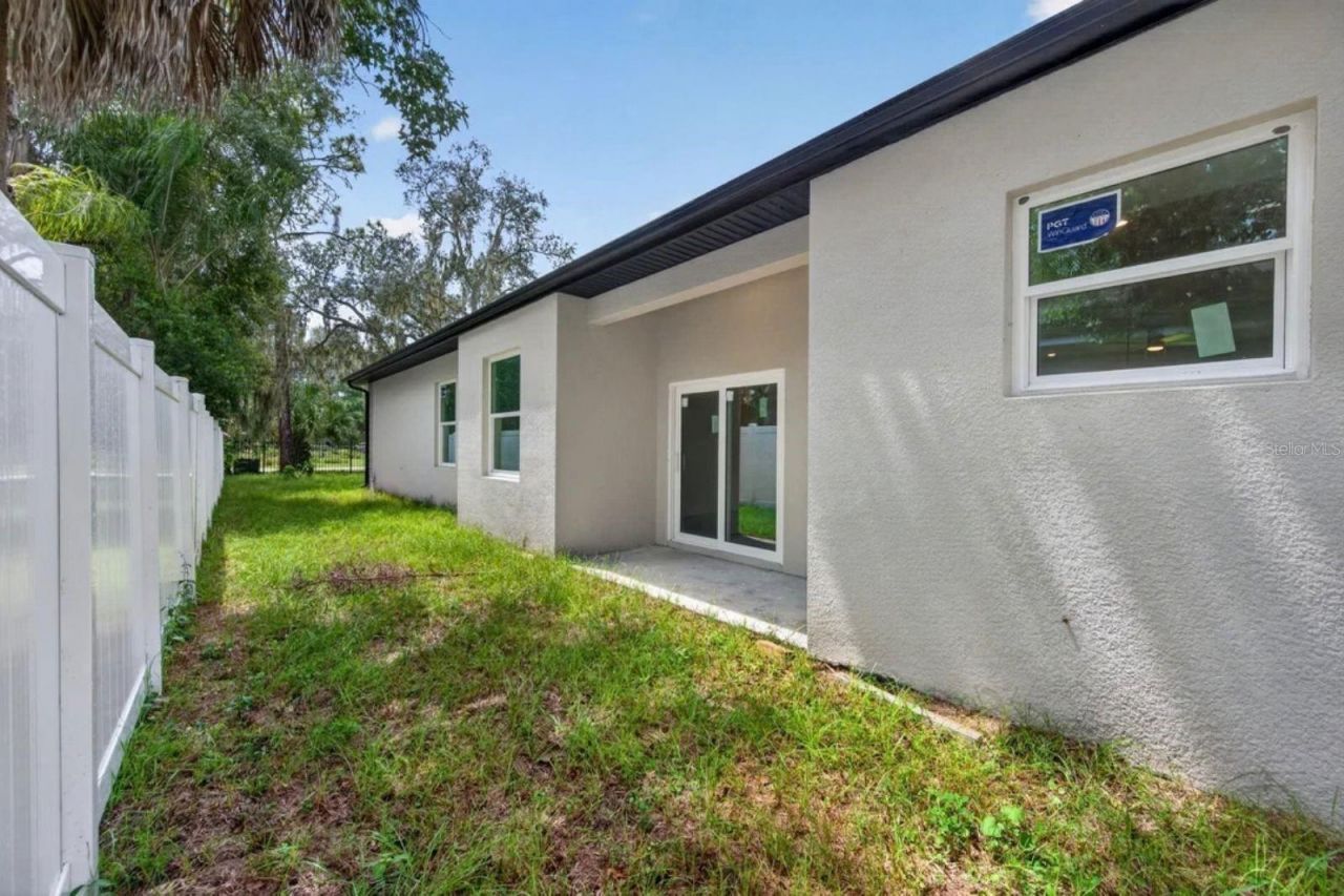 8003 Chaney Lane, Tampa, FL 33617 Photo
