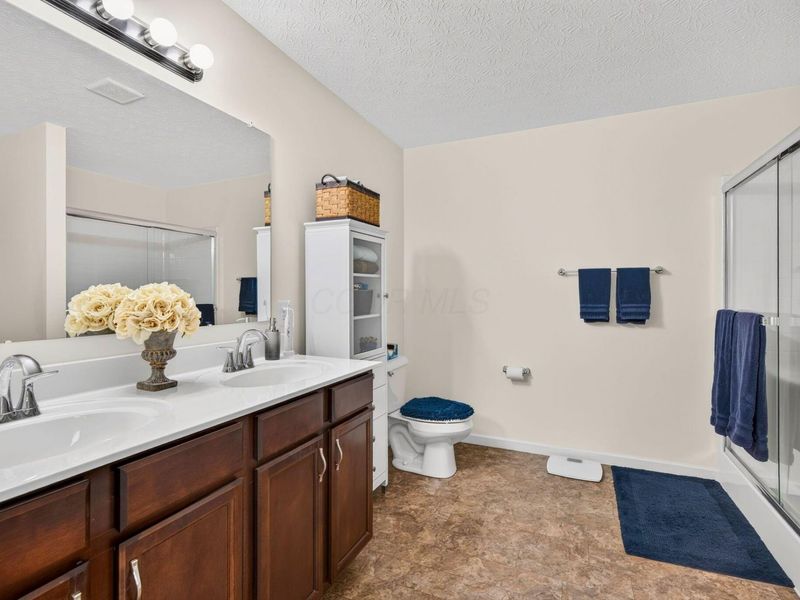 7549 Bullseye Drive, Canal Winchester, OH 43110 Photo 35