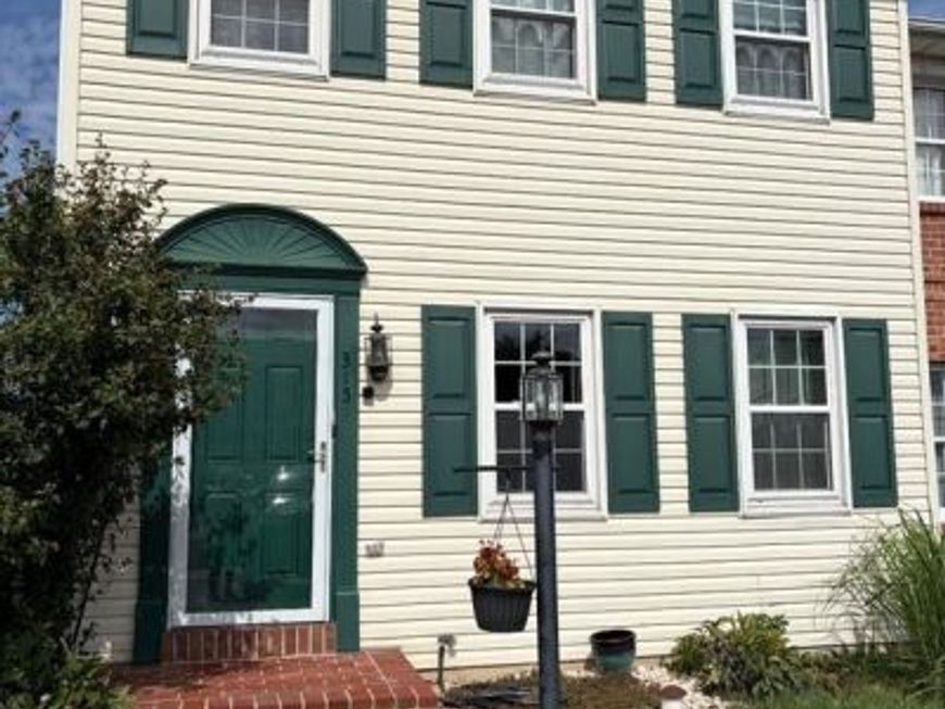 315 Robin Hill Circle, York, PA 17404 Main Photo