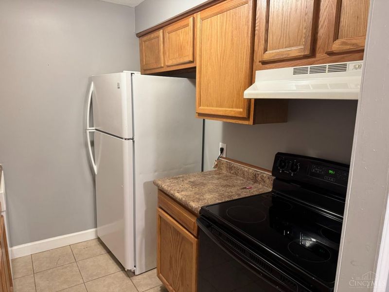 2431 Mustang Drive, Unit 14, Cincinnati, OH 45211 Photo 10