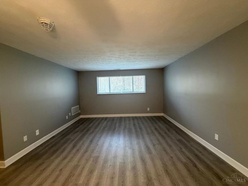 2431 Mustang Drive, Unit 14, Cincinnati, OH 45211 Photo 7