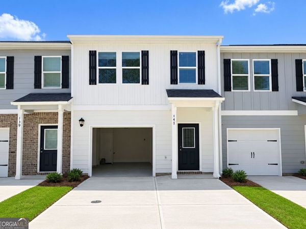 141 Village Green Drive NW, Adairsville, GA 30103