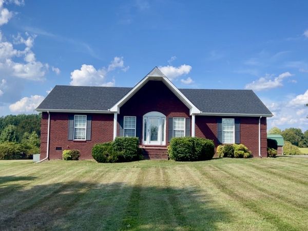 2117 Austin Rd , Lafayette, TN 37083