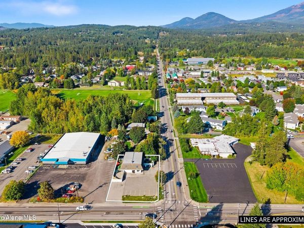 102 S Division Ave , Sandpoint, ID 83864
