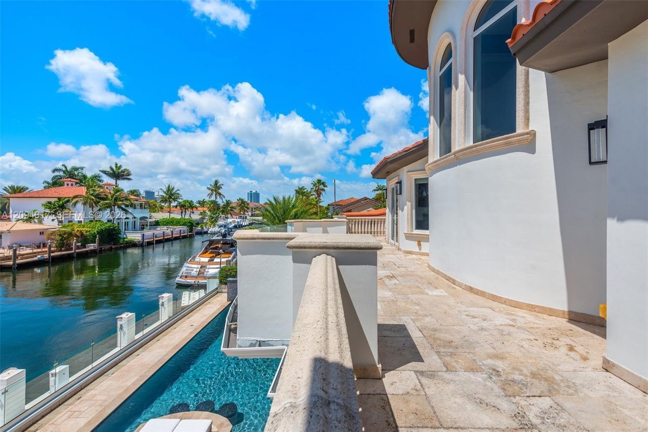 3442 NE 171st St , North Miami Beach, FL 33160 Photo